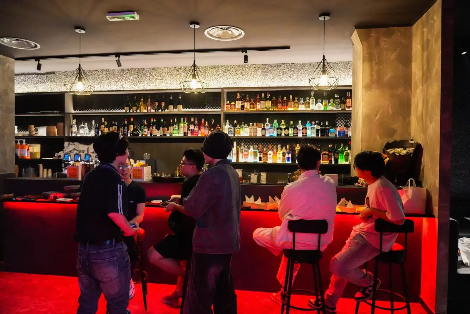 37 Lounge Bar
