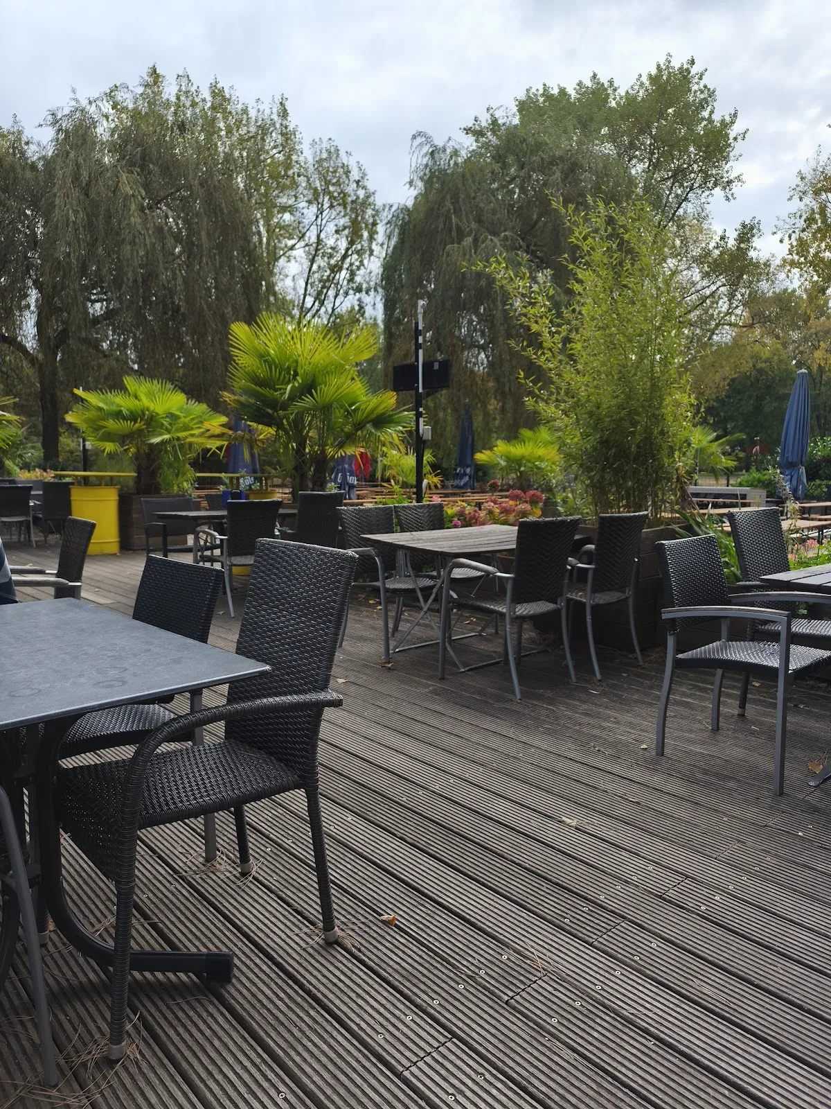 Aachen Pond Beer Garden