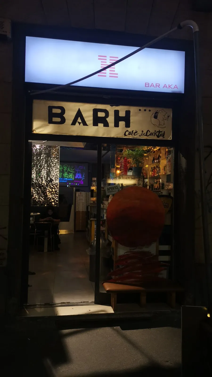 BAR H