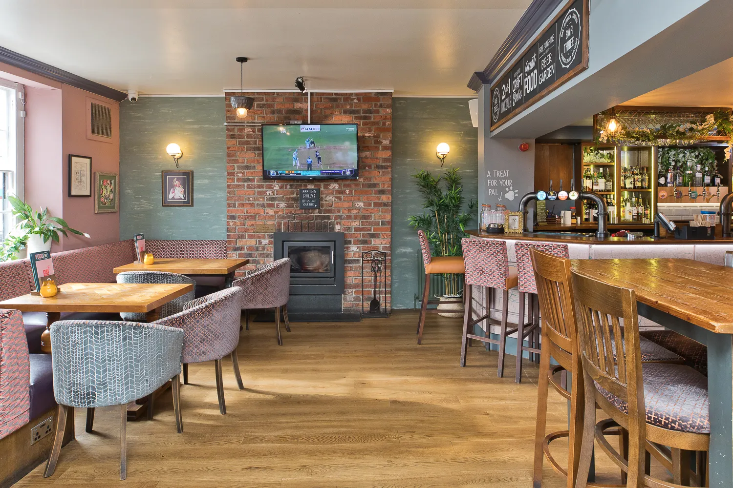Bar Three
