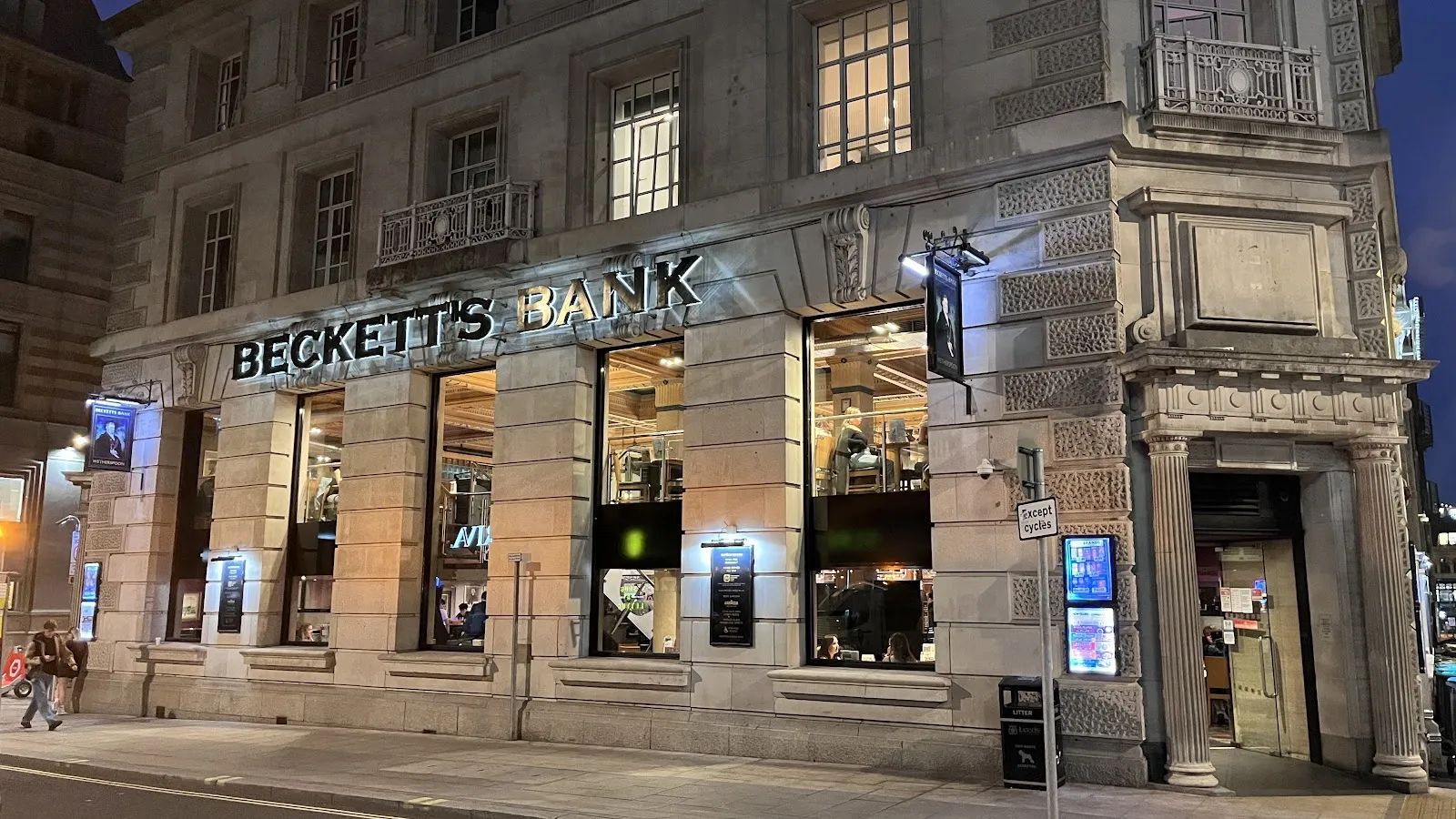 Beckett's Bank - JD Wetherspoon