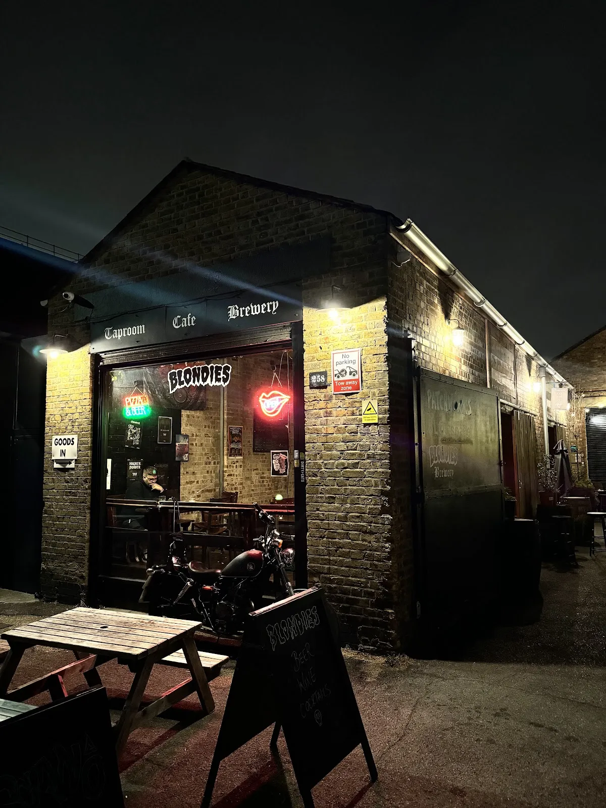 Blondies Brewery