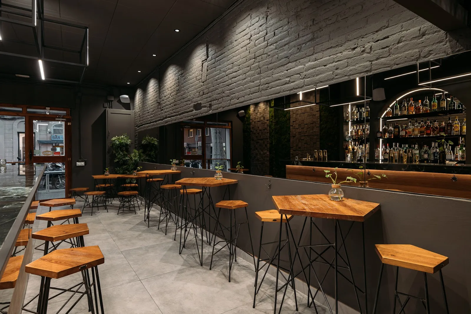 Botanicus Cocktail Bar