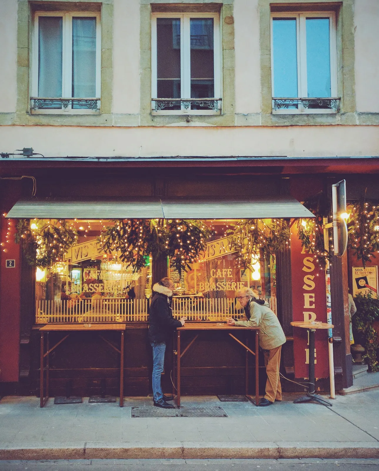 Café-bar vis-à-vis