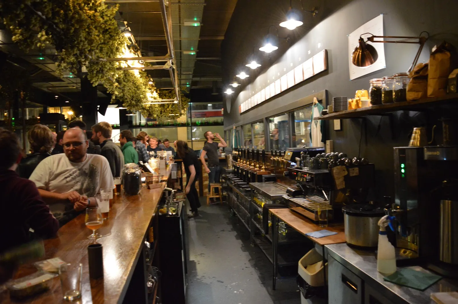Café Beermoth · Craft Beer Bar