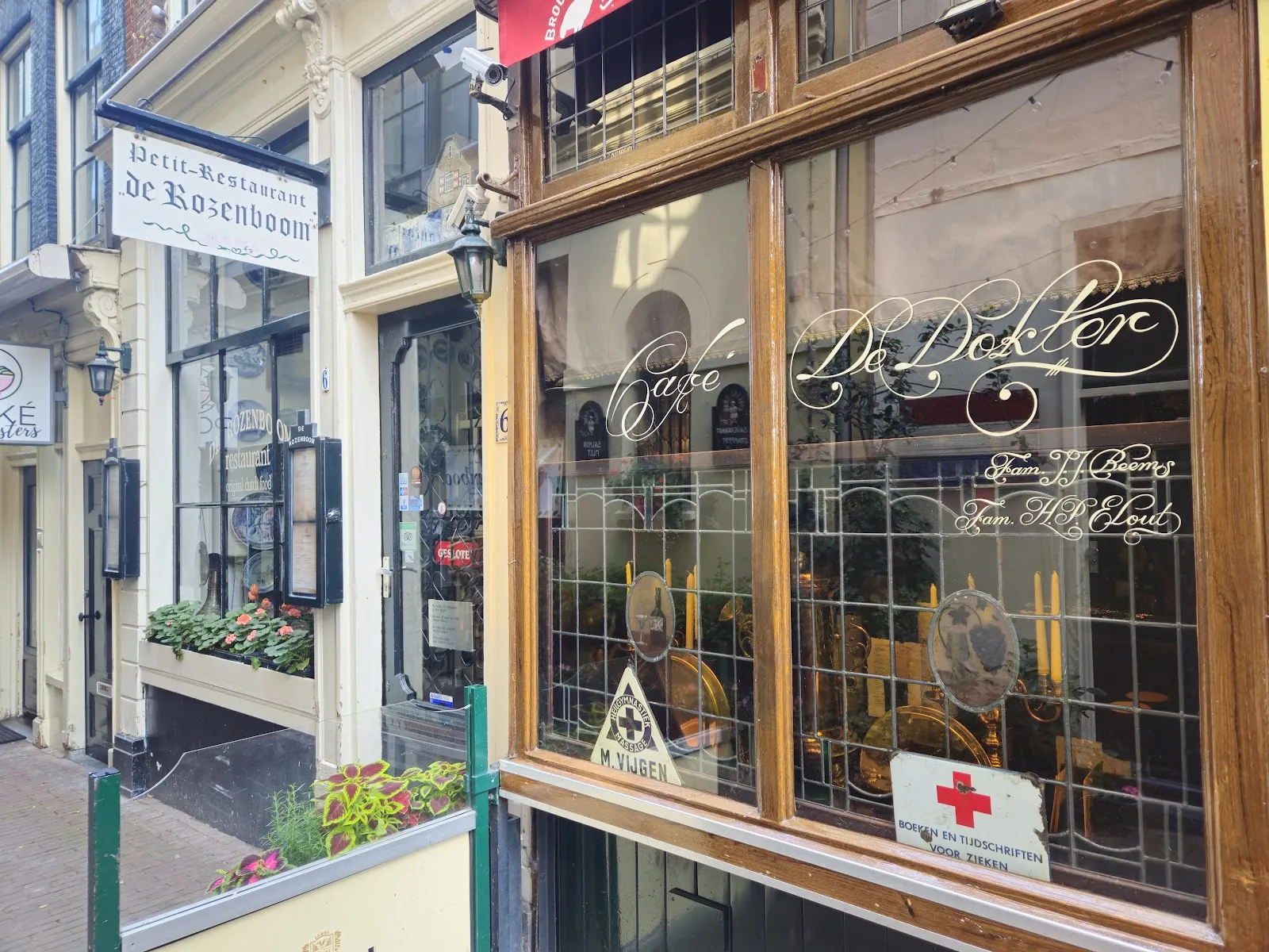 Cafe De Dokter