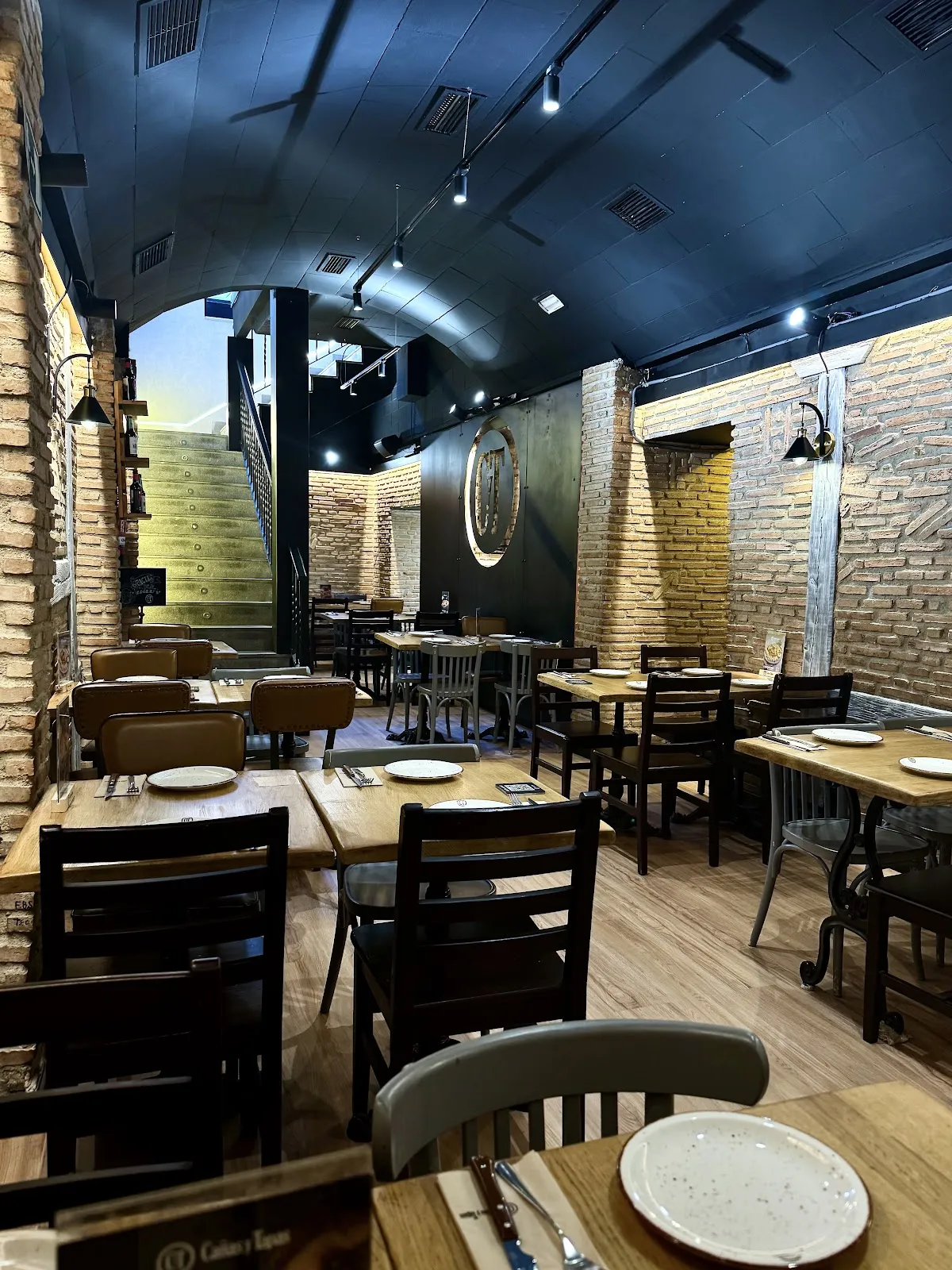 Canas y Tapas