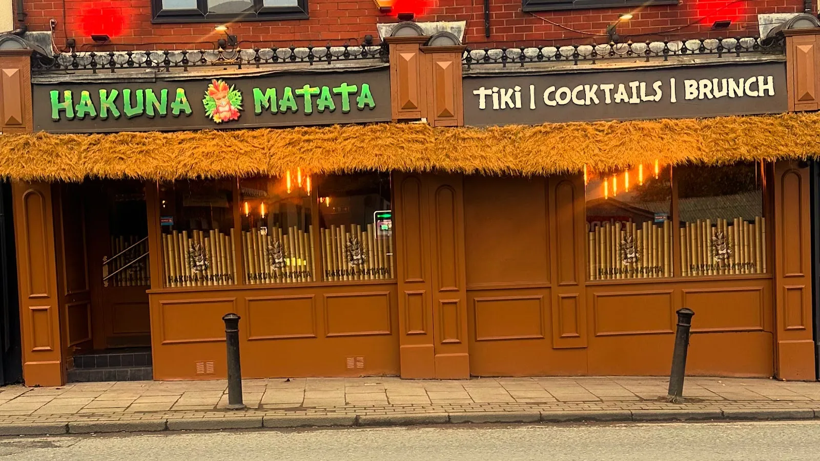 HAKUNA MATATA TIKI BAR