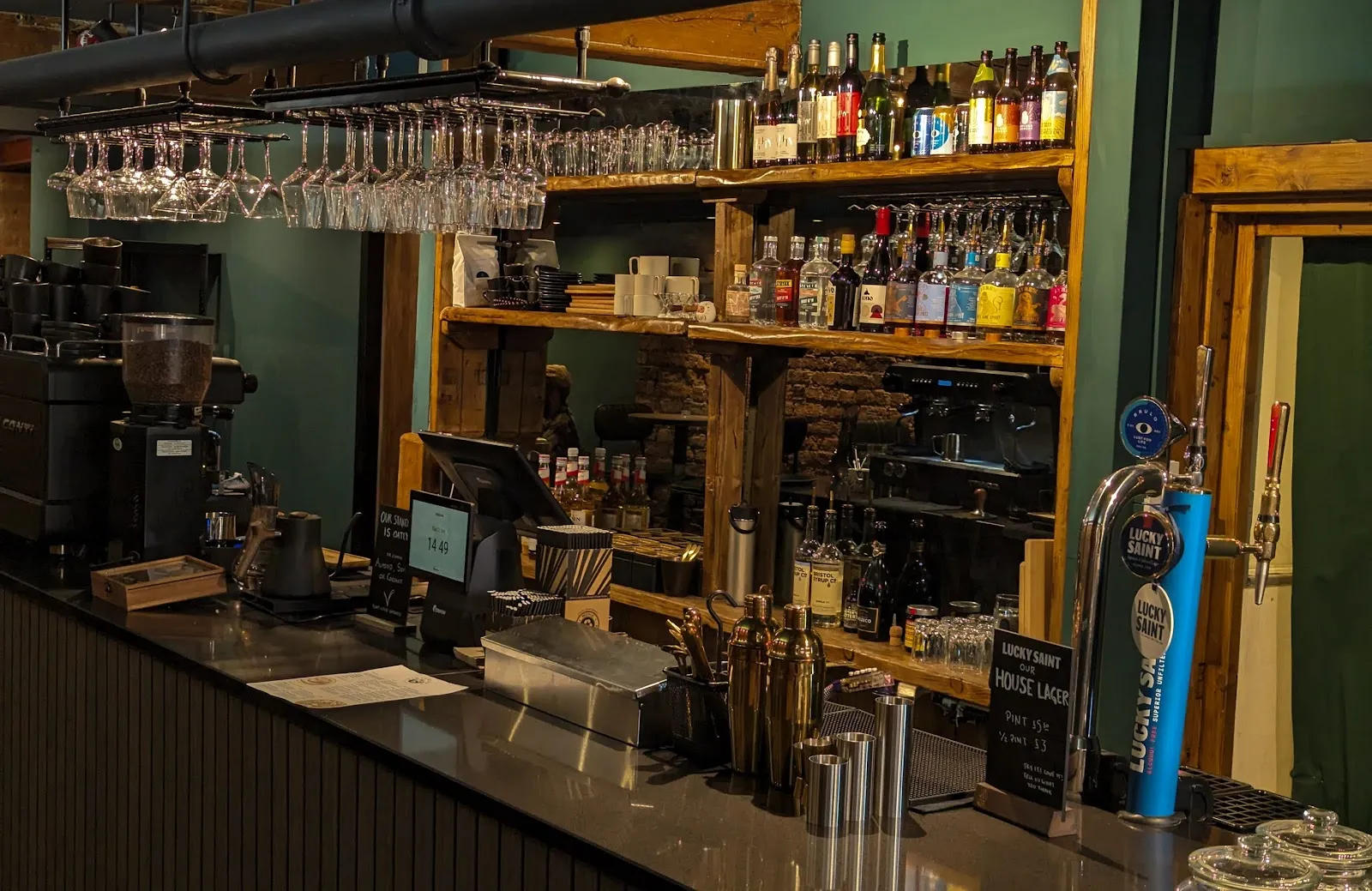 Hinterland Alcohol-Free Bar and Cafe
