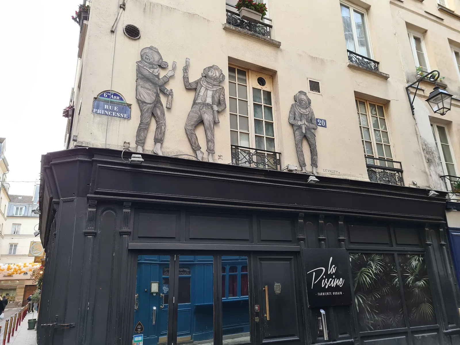 Le Quartier 2