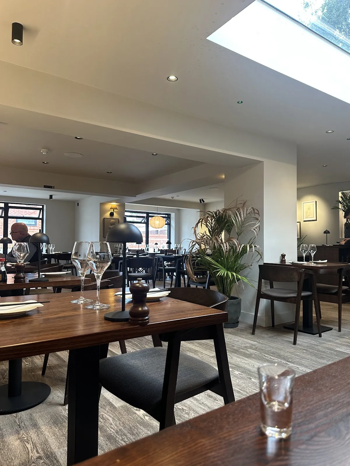 Noa Eatery
