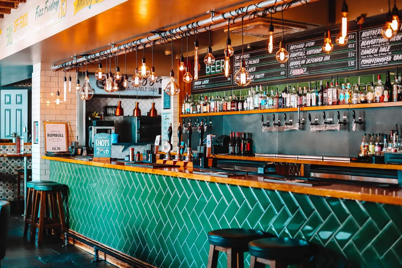 Parkside Tavern