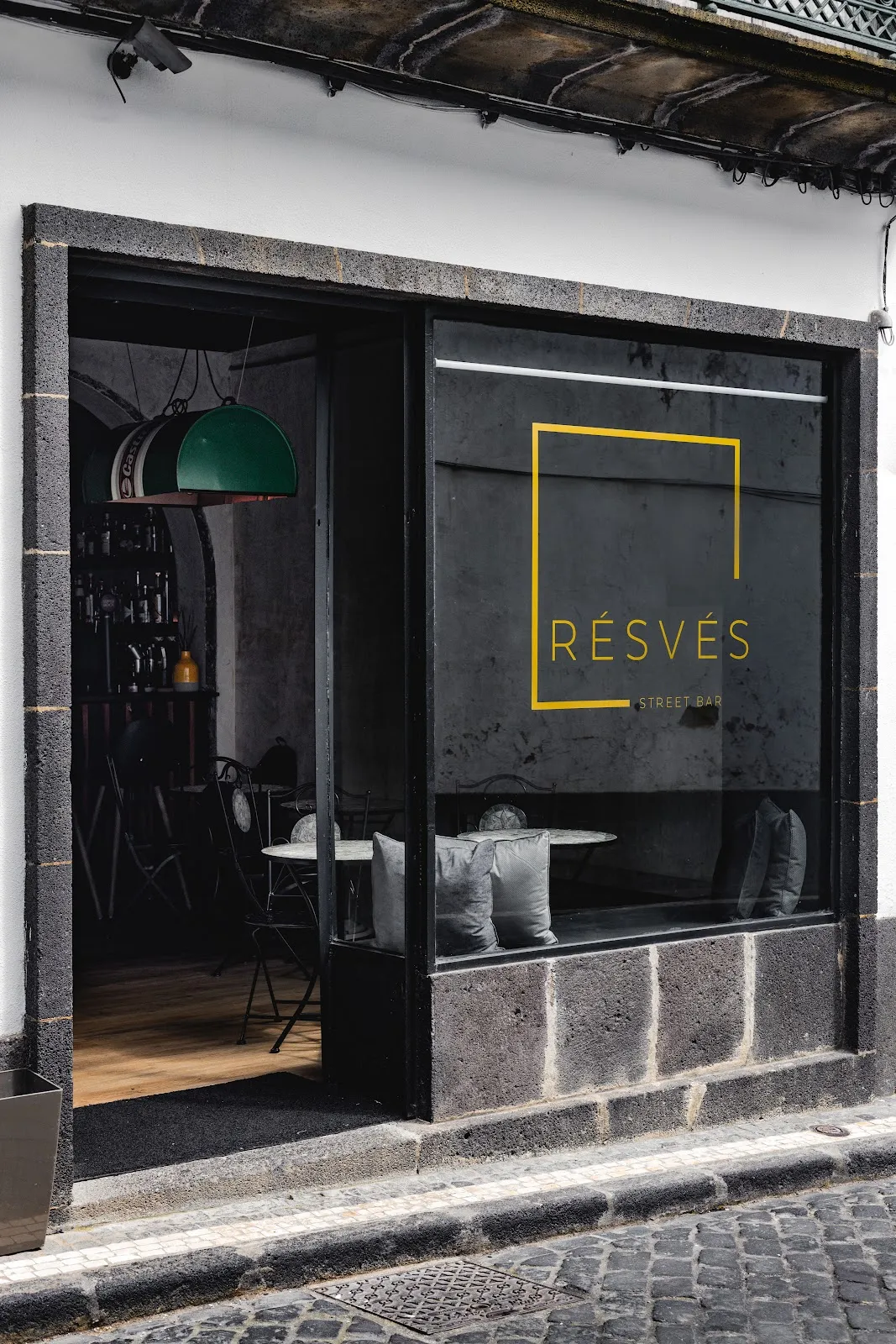 Resves Street Bar - Ponta Delgada