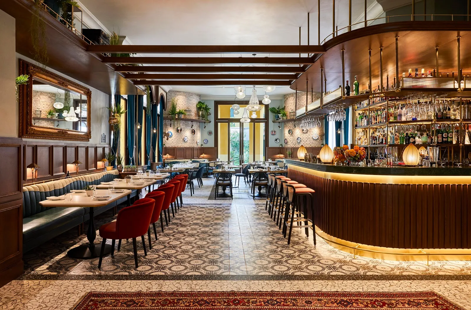 Savor Restaurant & Bar