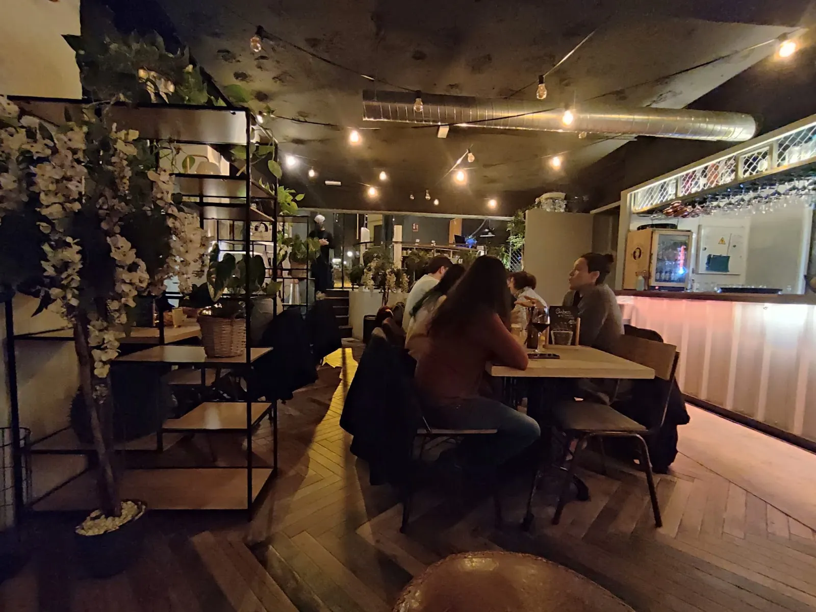 Spoiler Bar