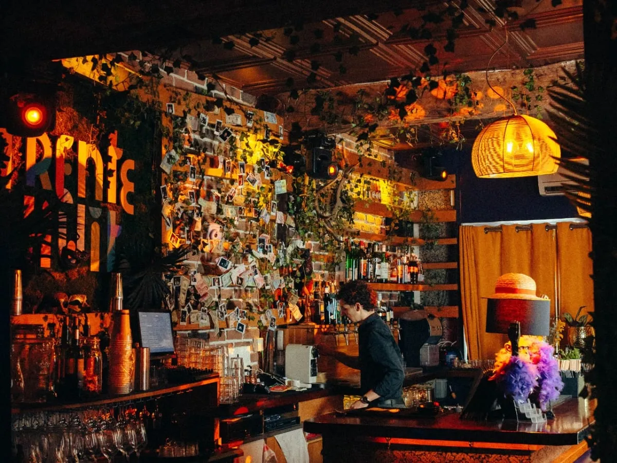 The 38 Bar