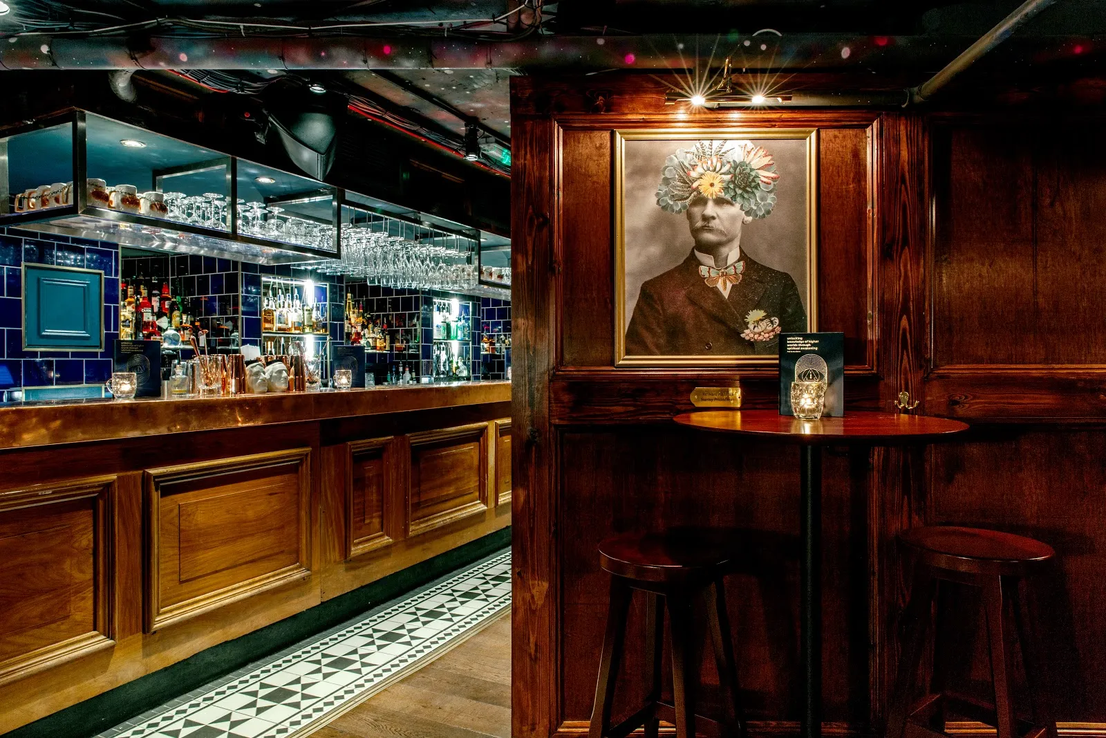 The Escapologist - Cocktail Bar in Covent Garden