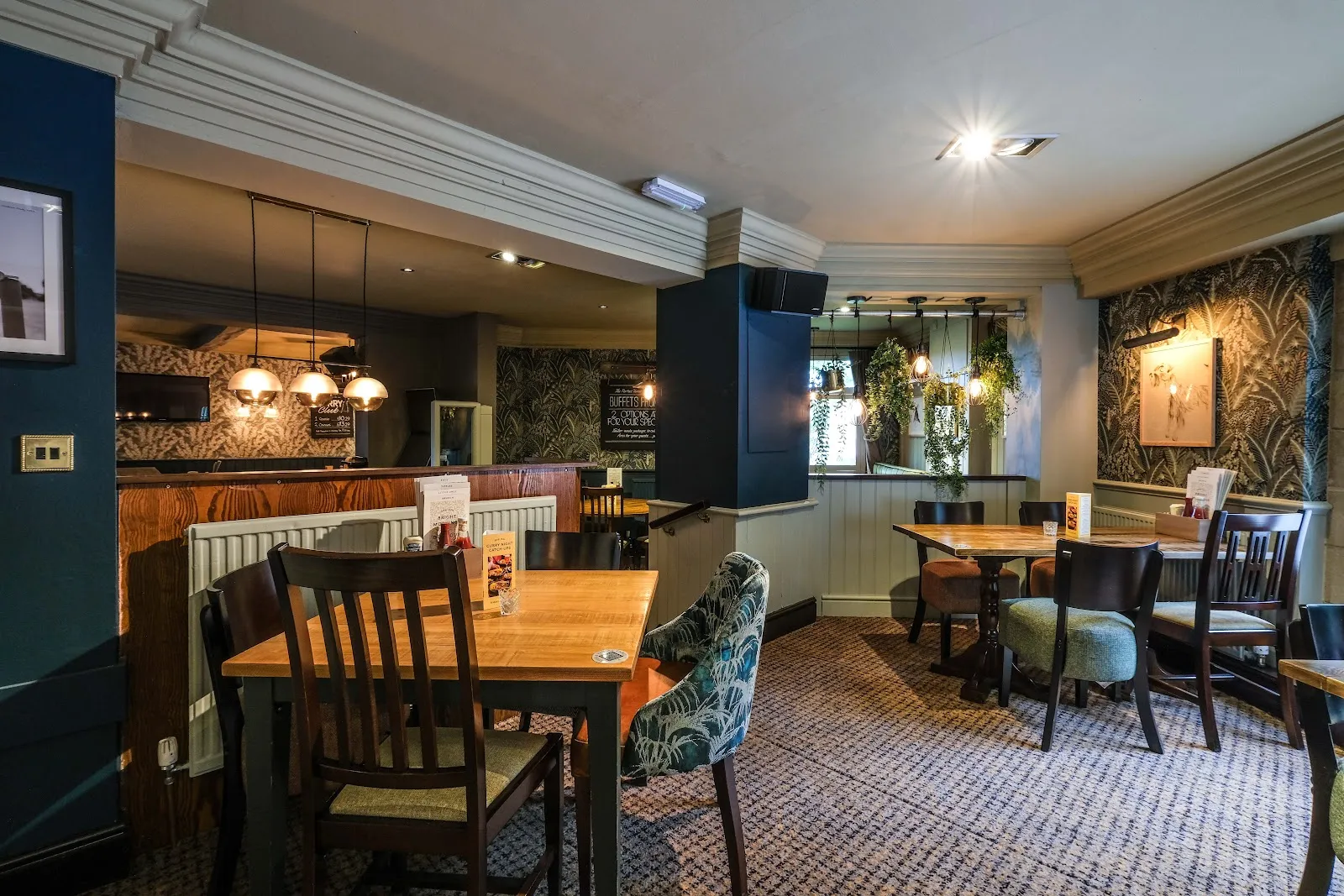 The Fox And Hounds