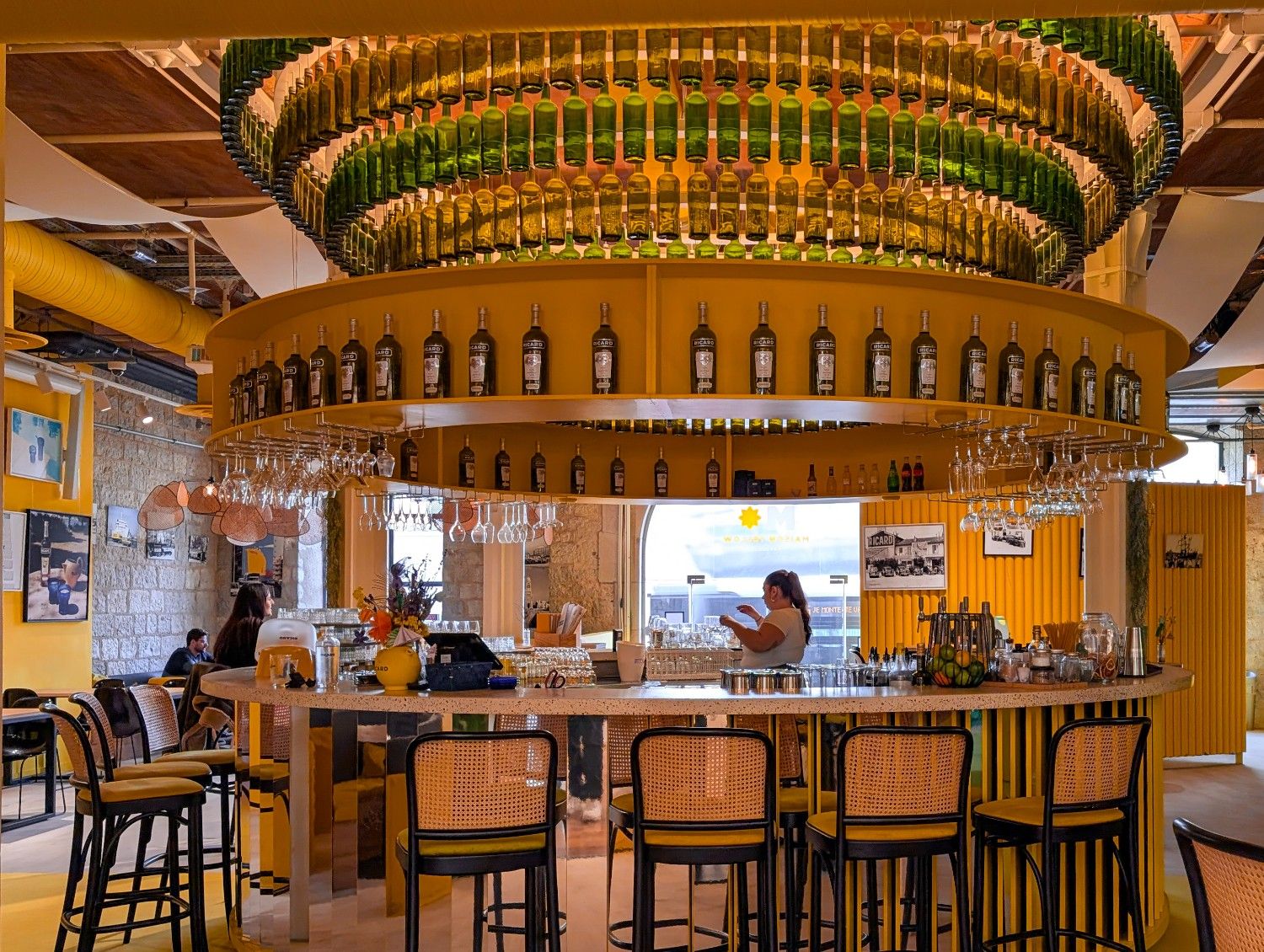 Maison Yellow - Restaurant & Bar 4