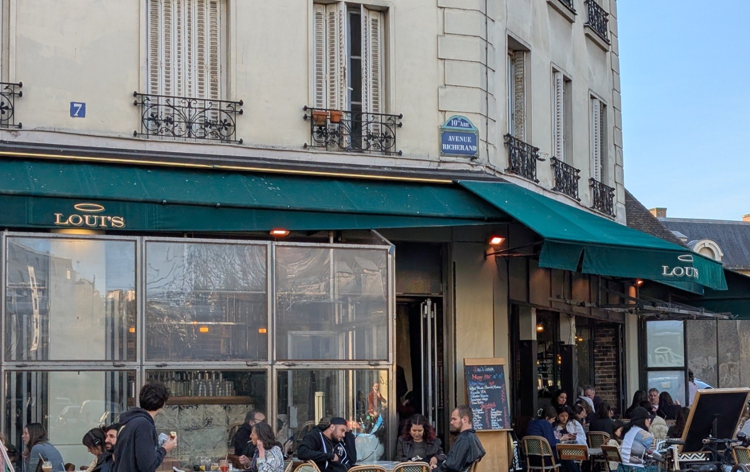 Loui's Corner 3