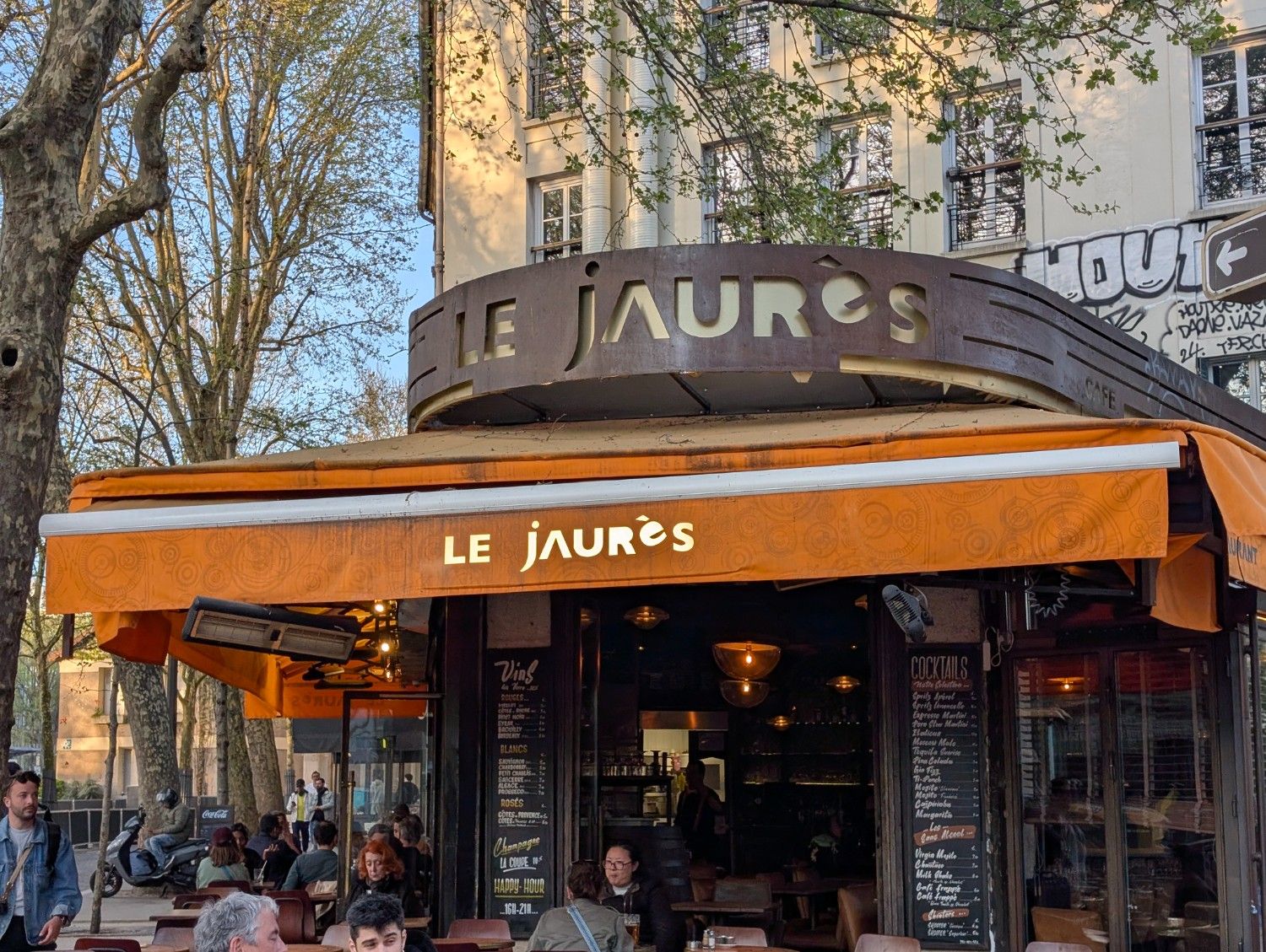 Le Jaures Cafe