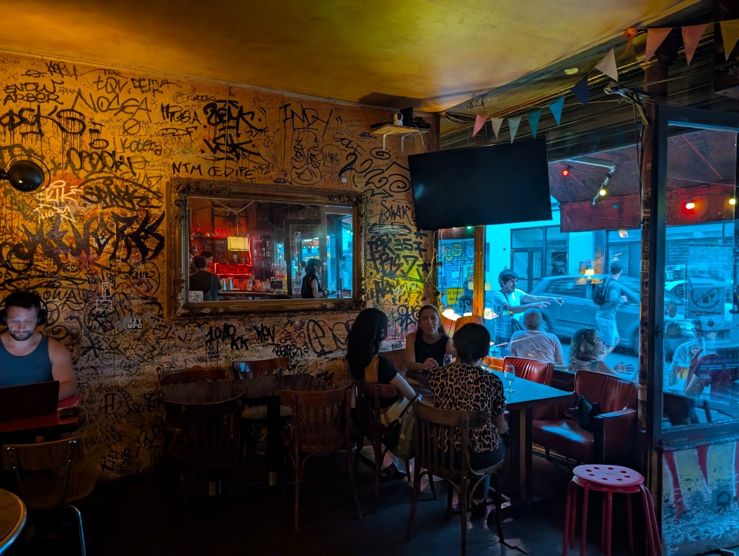 Le Nuns Cafe 4